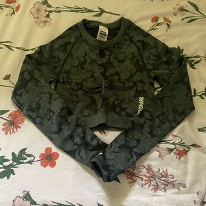 Gymshark crop top